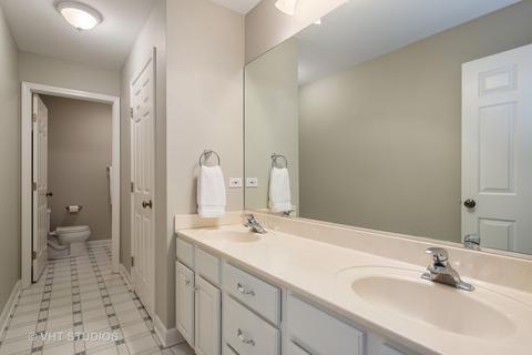 1806 Maple Ave, Northbrook, IL 60062 photo 12