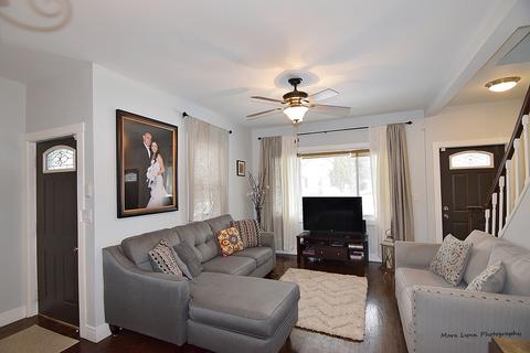 465 Laurel St, Elgin, IL 60120 photo 5