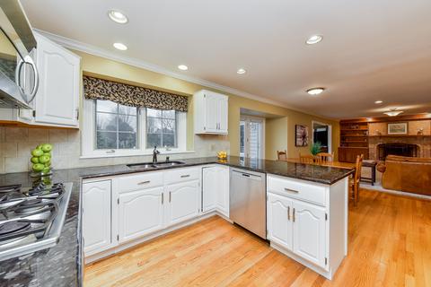 2640 Modaff Rd, Naperville, IL 60565 photo 9