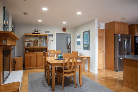 1410 Daly Rd, Wheaton, IL 60187 photo 10