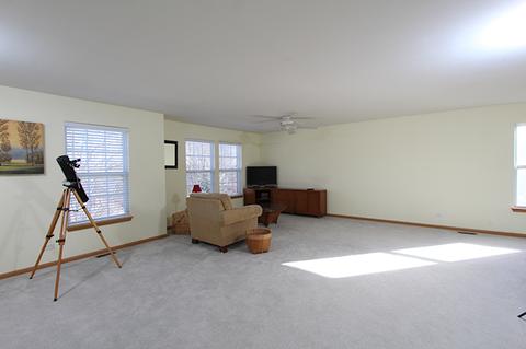 2113 Hemlock Dr, Mchenry, IL 60050 photo 7