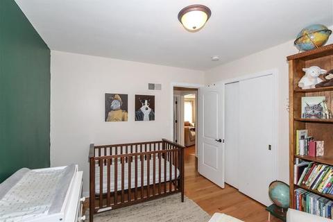 331 Stratford Rd, Des Plaines, IL 60016 photo 13