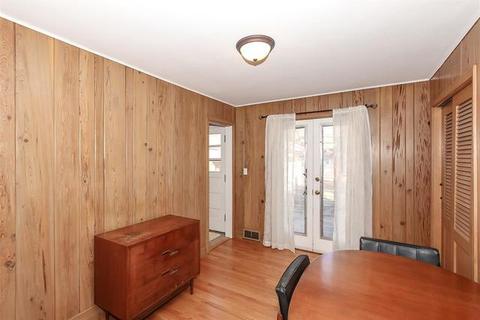 331 Stratford Rd, Des Plaines, IL 60016 photo 14
