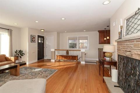 331 Stratford Rd, Des Plaines, IL 60016 photo 11