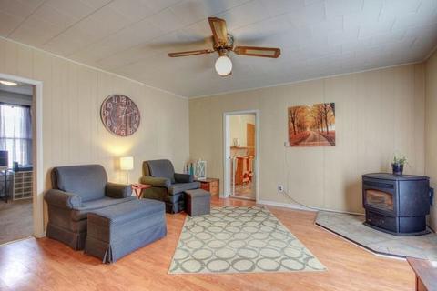 108 E Center St, Fairmount, IL 61841 photo 12
