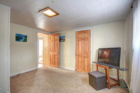 108 E Center St, Fairmount, IL 61841 photo 21