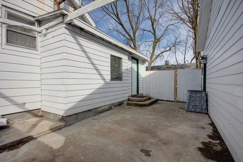 108 E Center St, Fairmount, IL 61841 photo 6