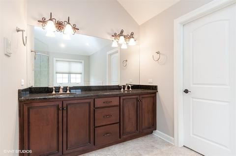 1658 Ithaca Dr, Naperville, IL 60565 photo 14