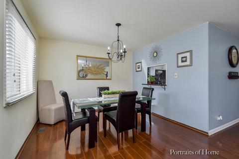 1574 Dundee Dr, Wheaton, IL 60189 photo 5