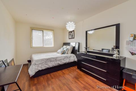 1574 Dundee Dr, Wheaton, IL 60189 photo 10