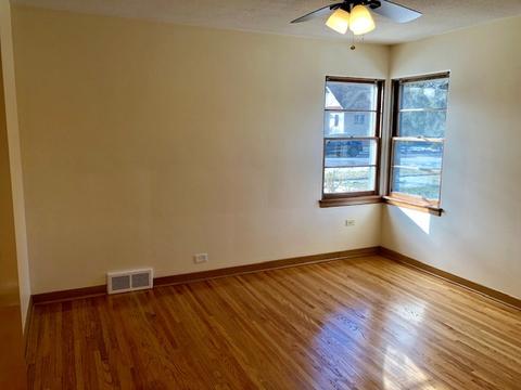 529 Preston Ave, Elgin, IL 60120 photo 12