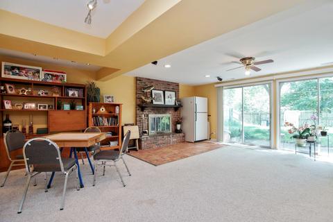 1645 Pierce Rd, Hoffman Estates, IL 60169 photo 18