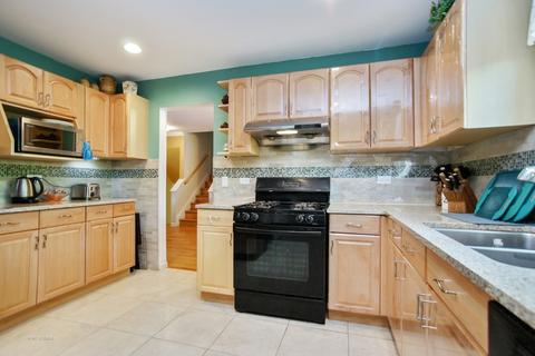 1645 Pierce Rd, Hoffman Estates, IL 60169 photo 4