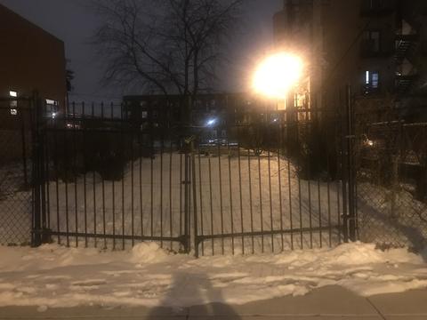 417 E 50th St, Chicago, IL 60615 photo 1