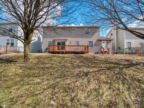 2204 Case Dr, Bloomington, IL 61701 photo 7