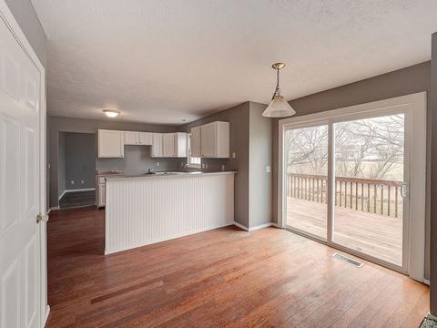 2204 Case Dr, Bloomington, IL 61701 photo 12