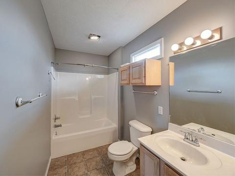 2204 Case Dr, Bloomington, IL 61701 photo 23