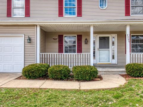 2204 Case Dr, Bloomington, IL 61701 photo 2