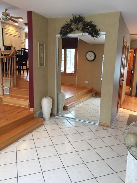 902 N Sumac Ln, Mount Prospect, IL 60056 photo 7
