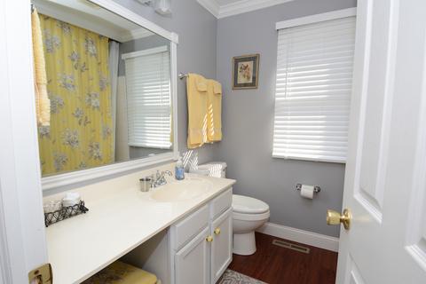 4745 Oregon Trl, Mchenry, IL 60050 photo 15