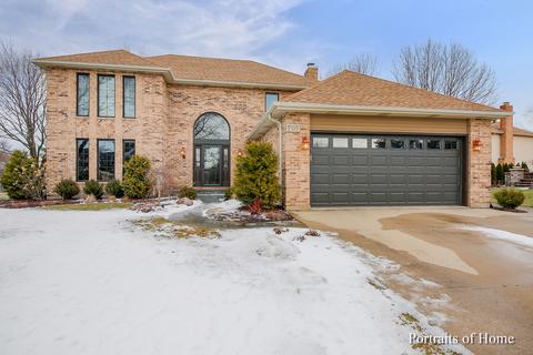 705 Bluegrass Dr, Wheaton, IL 60189 photo 1