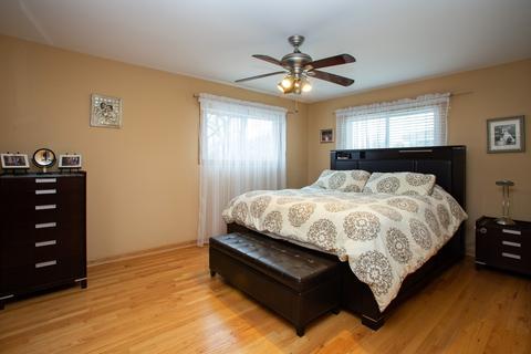 237 W Devon Ave, Roselle, IL 60172 photo 6