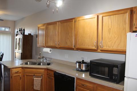 2116 W Adobe Dr, Addison, IL 60101 photo 10