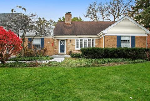1733 Stevens Dr, Glenview, IL 60025 photo 1