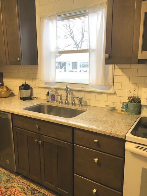 504 E Fellows St, Dixon, IL 61021 photo 8