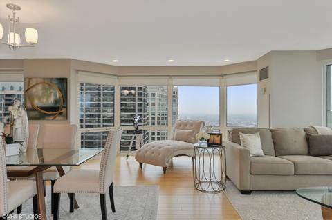 100 E Huron St #3902, Chicago, IL 60611 photo 5