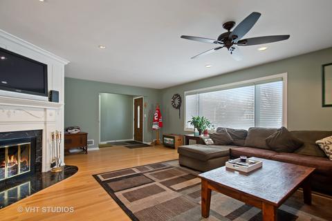 1727 Whitcomb Ave, Des Plaines, IL 60018 photo 4