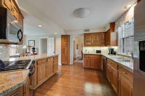 800 Chatham Rd, Glenview, IL 60025 photo 6