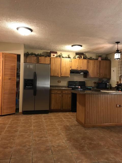145 Highbury Dr, Elgin, IL 60120 photo 2