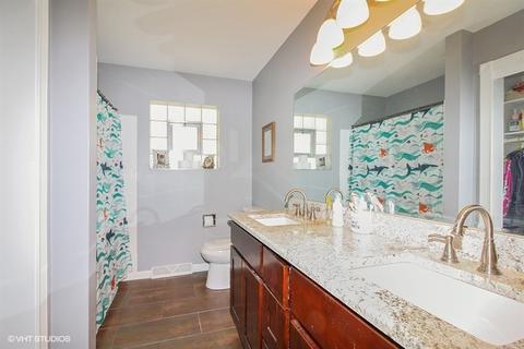 8081 Alabama Ave, Willowbrook, IL 60527 photo 11