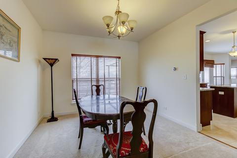 257 Hearthstone Dr, Bartlett, IL 60103 photo 4