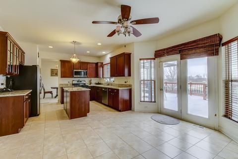 257 Hearthstone Dr, Bartlett, IL 60103 photo 6