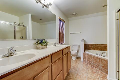 257 Hearthstone Dr, Bartlett, IL 60103 photo 17
