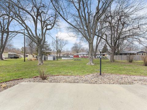16 Hawthorne Dr, Normal, IL 61761 photo 14
