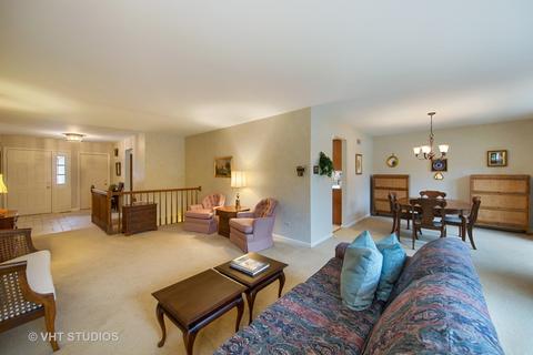 1804 Courtenay Dr, Wheaton, IL 60189 photo 5
