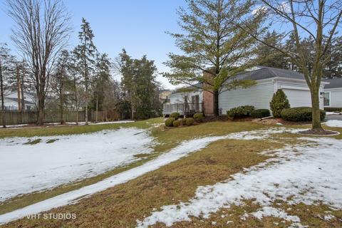 1804 Courtenay Dr, Wheaton, IL 60189 photo 2