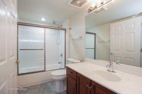 770 Pearson St #2-304, Des Plaines, IL 60016 photo 13