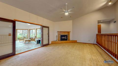 6300 April Ave, Mchenry, IL 60050 photo 10