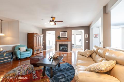 1811 Hillside Ln, Mchenry, IL 60051 photo 5