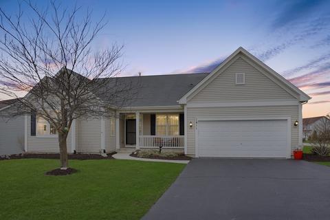 1811 Hillside Ln, Mchenry, IL 60051 photo 1