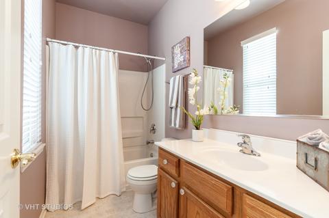 1811 Hillside Ln, Mchenry, IL 60051 photo 14