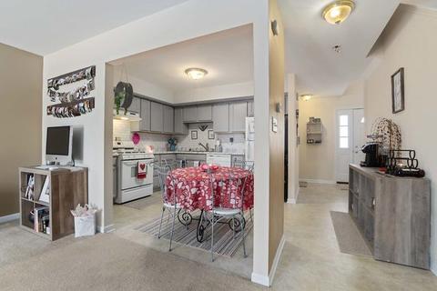 1404 E Arnold St, Sandwich, IL 60548 photo 5
