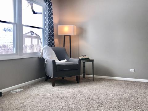 3688 Whispering Trails Dr, Hoffman Estates, IL 60192 photo 6