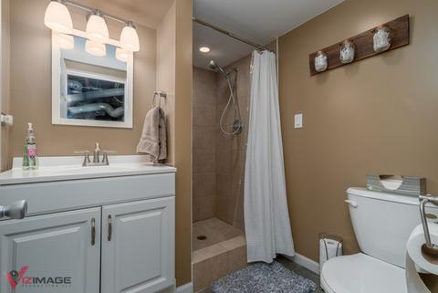 602 E Division St, Lockport, IL 60441 photo 16