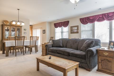 267 E Railroad Ave #102, Bartlett, IL 60103 photo 4