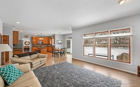 2021 Tunbridge Trl, Algonquin, IL 60102 photo 16